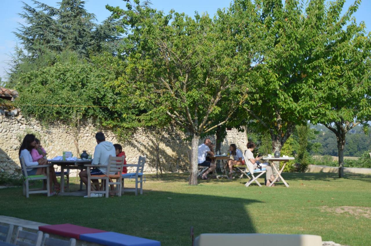 B&B La Mirande De Saint-Clar Exterior photo