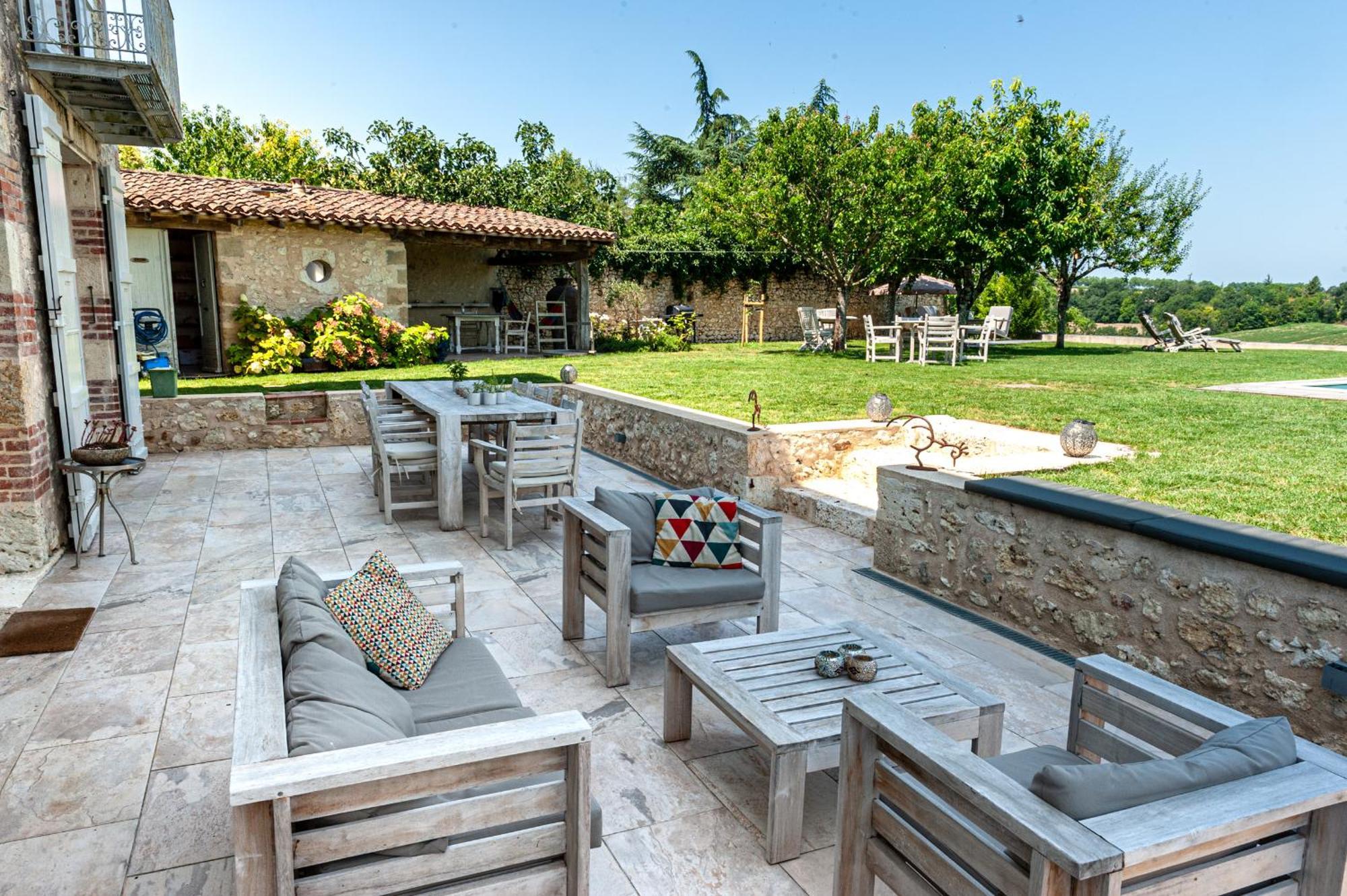 B&B La Mirande De Saint-Clar Exterior photo